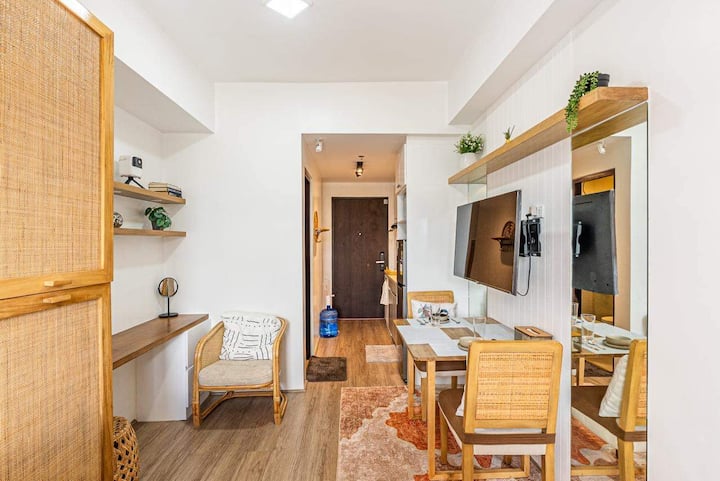 Cozy Studio Near It Park W/ Fast Internet - Cebu City