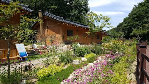 Hempudae Old House