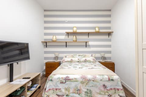 Propiedad de Airbnb exitosa: Chic & Modern Madrid Retreat en Arganzuela