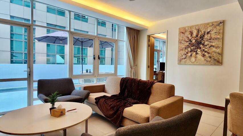 ⁨Zen Glo Lot 163⁩ managed Airbnb listing 2