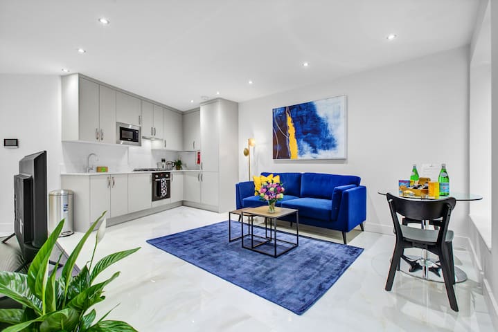 Hybrid Resi managed Airbnb listing 2