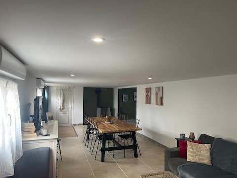 Top Airbnb: Accommodation close to hospital. in Auxerre