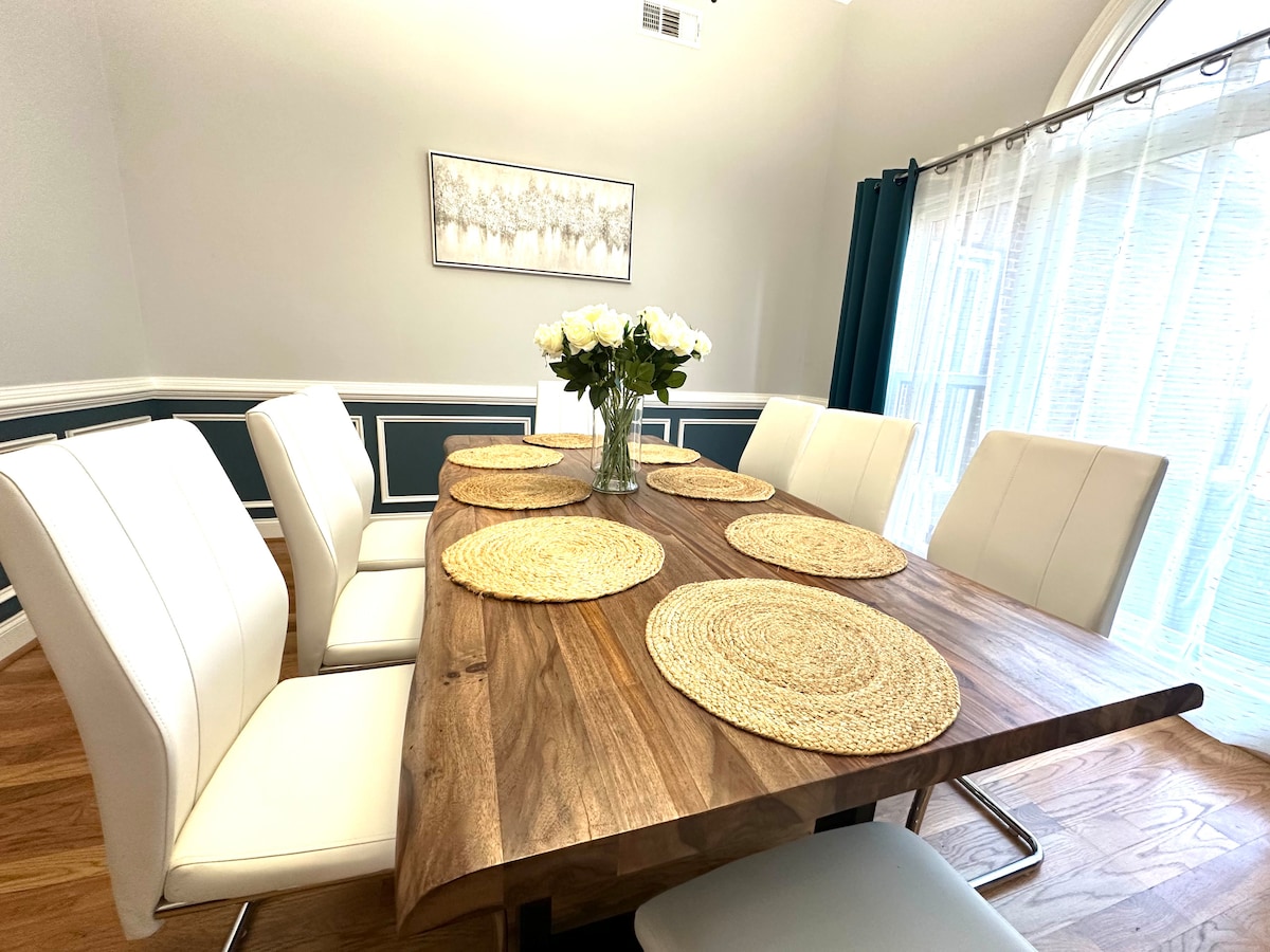 Spacious 4BR Retreat | Road Atlanta & Château Élan