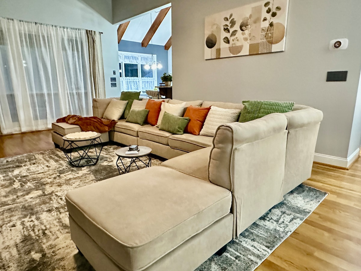 Spacious 4BR Retreat | Road Atlanta & Château Élan