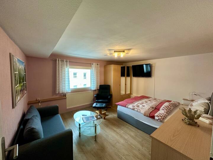 1-zimmer-apartment – Beste Lage Mit Whirlpool - Bad Dürrheim