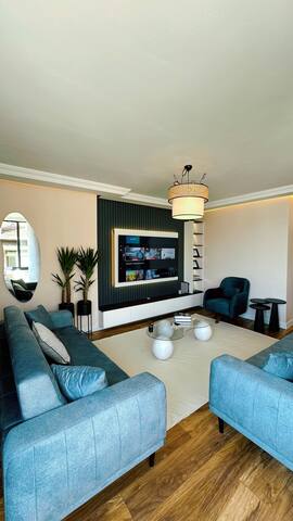 Deluxe Serenity Bosphorus viewed city center Apt. gallery image 4