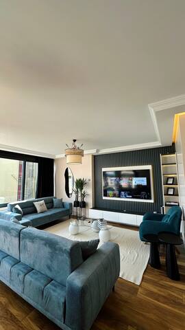 Deluxe Serenity Bosphorus viewed city center Apt. gallery image 3