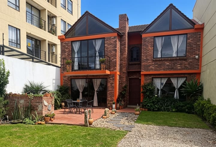 Country house with garden and BBQ in Chia