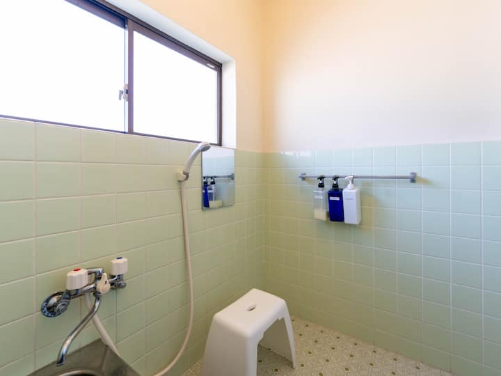 共用フルバスルーム