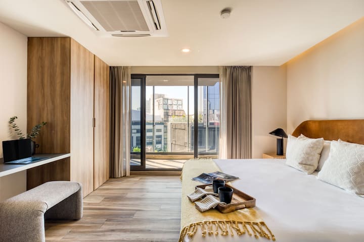 Epic Apt w/Balcony | Best Location+Cool Amenities