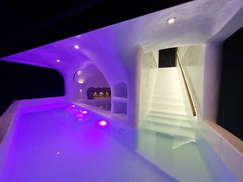 Maranatha. Grotto & Boutique+Hydrotherapy