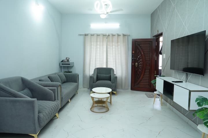 Sukruthi Service Apartment
3 Bedroom House - Mangalore