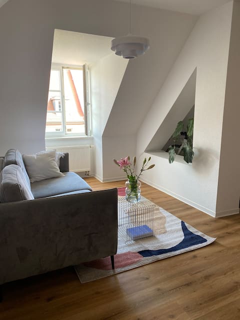 Leistungsstarkes Airbnb: Cozy and peaceful apartment in Zentrum Südost