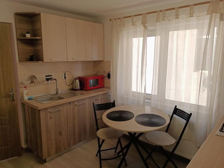 M&m Spitalul Militar/urgenta/gara De Nord,ex-comfi - Bucharest