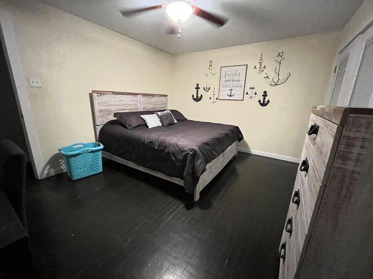 საძინებელი 1