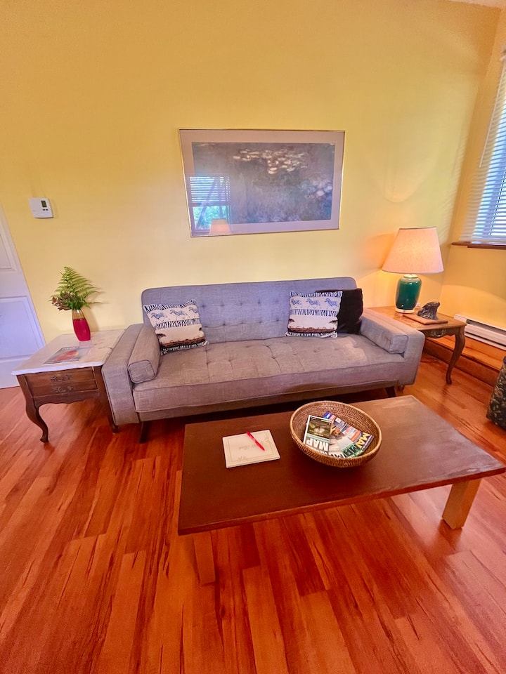 Cozy Family-friendly 500 Sqft. Ap. - Tofino