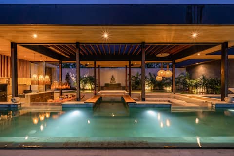 Heavenly 4BR Private Pool Retreat in Ubud