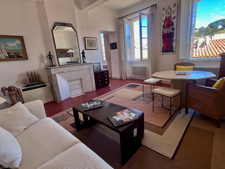 3 Pièces Avec Ascenseur Au Coeur De St-tropez - Saint-Tropez