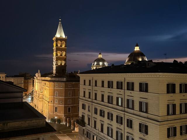 MarbleApartment gallery image 5