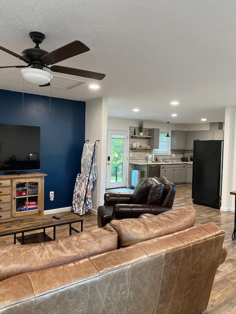 Pet-Friendly Crossville Getaway · Firepit · Yard