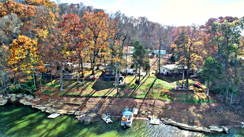 Water's Edge Retreat II