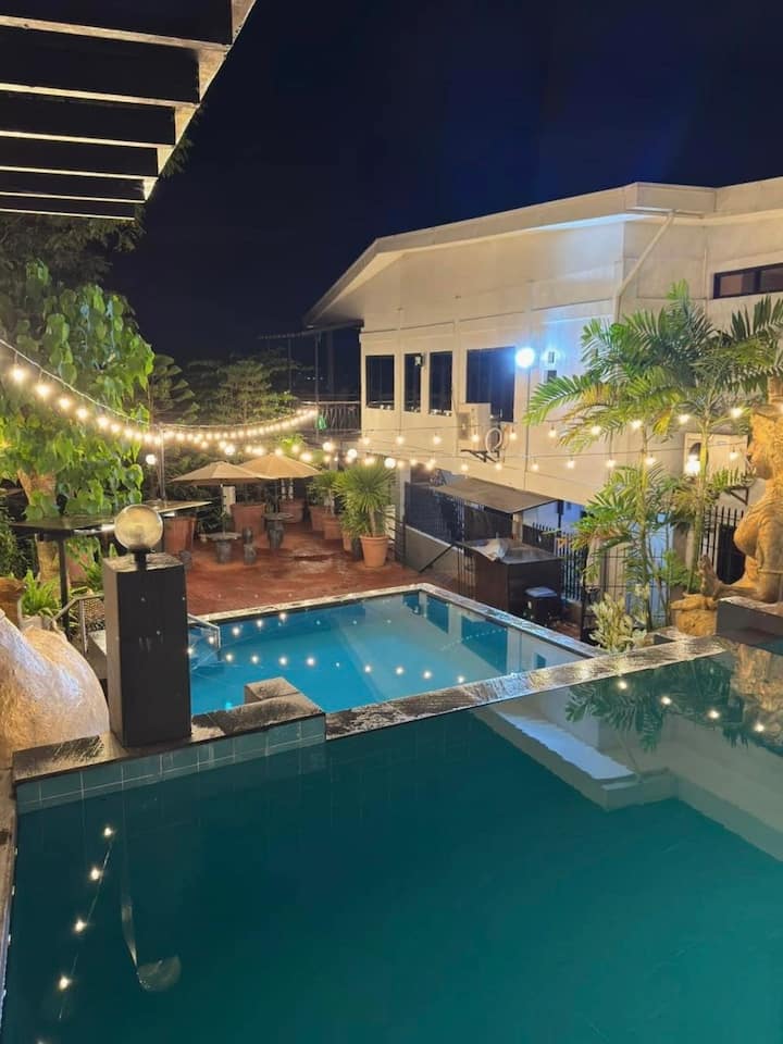 Casa Martin Villa 2 Royale - Binangonan