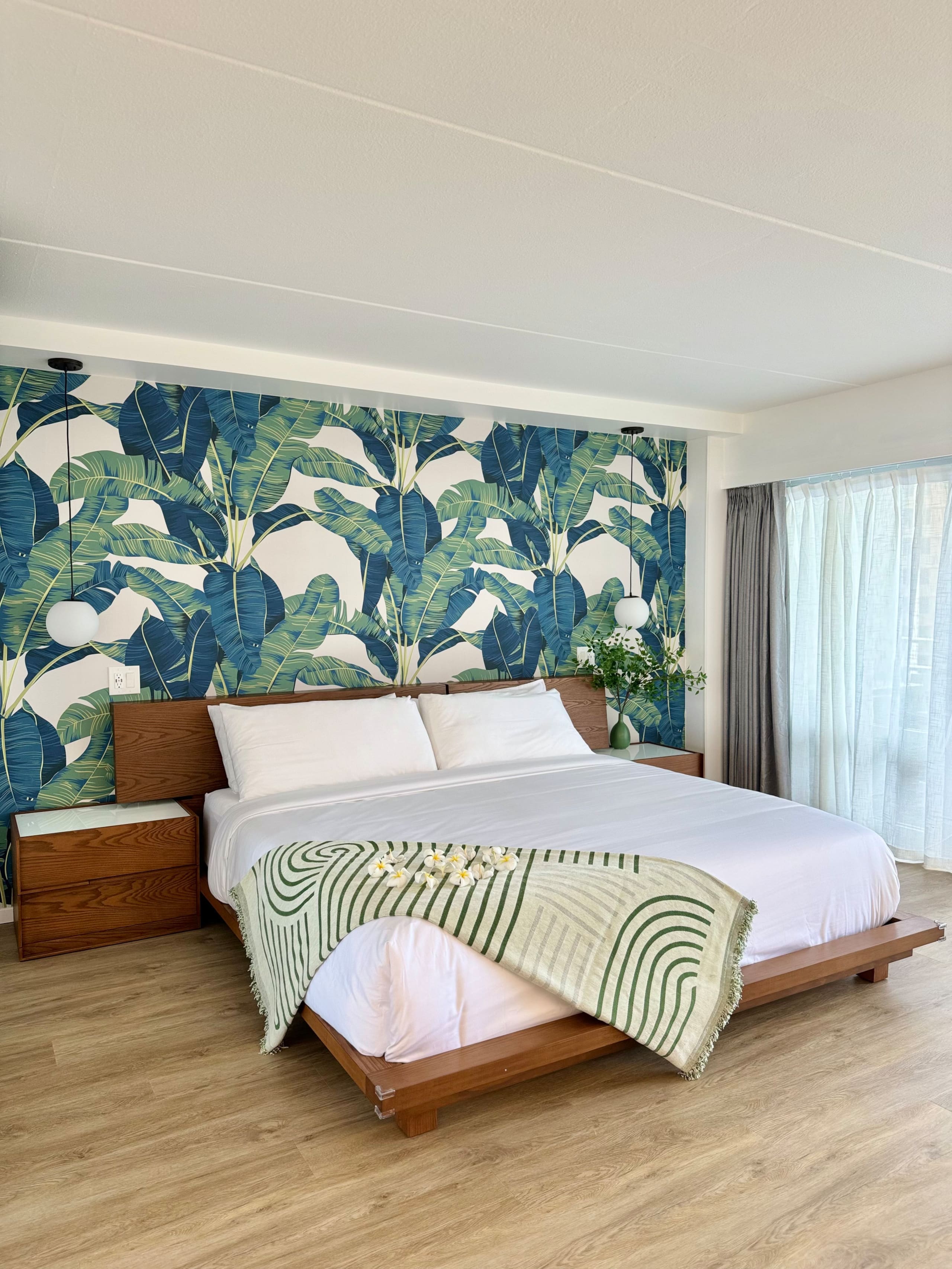 Condo in Honolulu · ★4.9 · 1 bedroom · 2 beds · 1 shared bath - Image 17