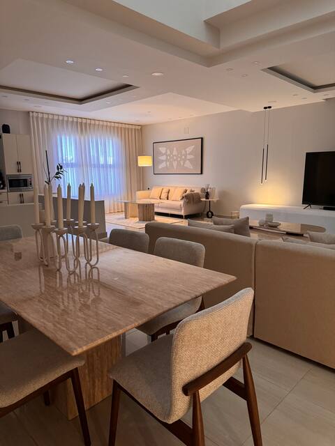 luxury villa place.n 1