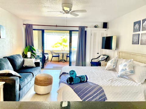 Top Airbnb: Beach Front Studio Condo Amazing Ocean View in Christiansted
