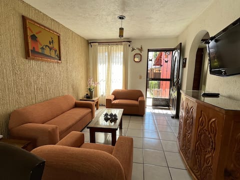 Successful Airbnb property: Nice house with garden and pool in a condominium in Morelos