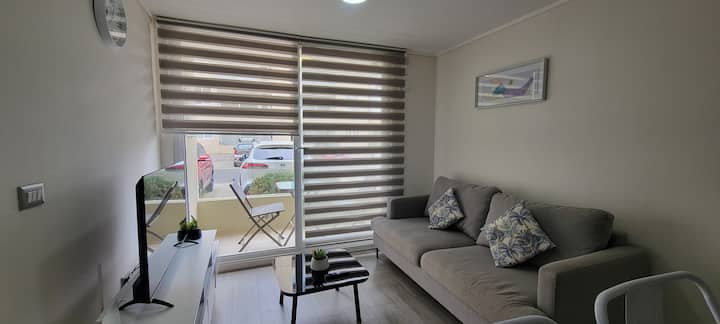 Departamento A Pasos De La Playa En Primer Piso - La Serena
