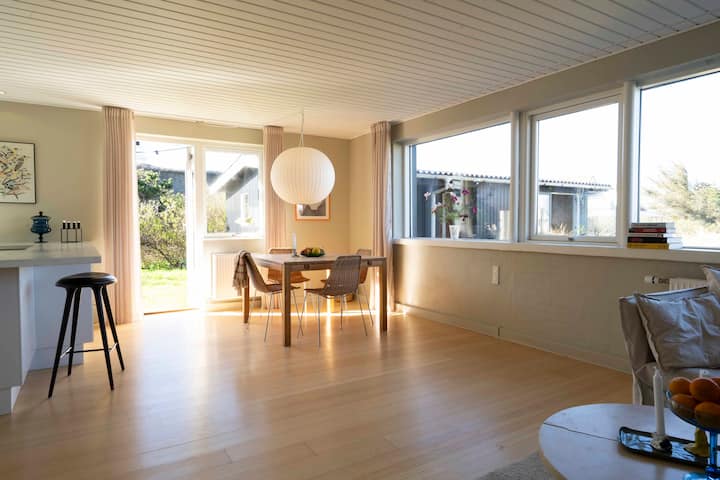 Beachside - 2br House With Private Garden - Thisted