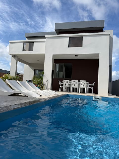 Casa Blue Print Mahebourg