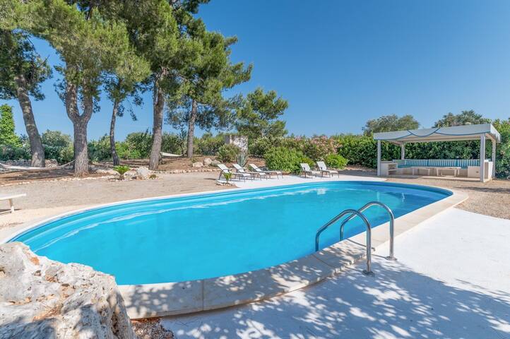Exclusive trullo of 1700 with pool {10’ Ostuni} gallery image 4