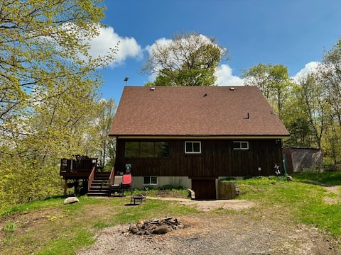 4.5 Acre Property & 2 cottages on Shawanaga Lake