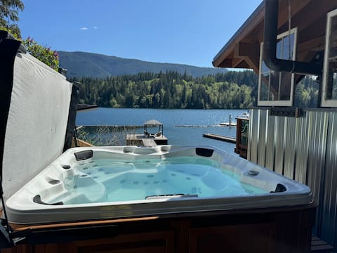 Lakes Edge Waterfront Resort