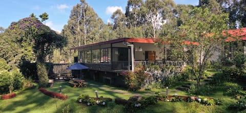 Dunnottar South By Kodai Lake- A 3-BDR villa