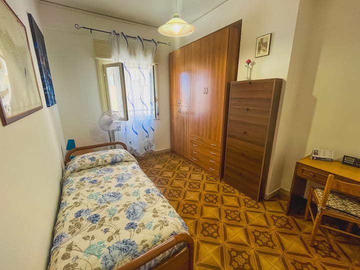 საძინებელი 2