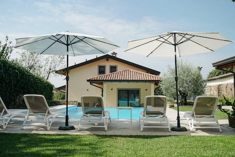 “Il Desiderio” Residence with Pool in Collio