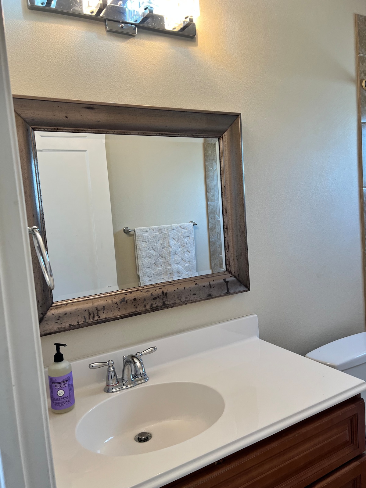 Comfortable Central Austin Apartment
