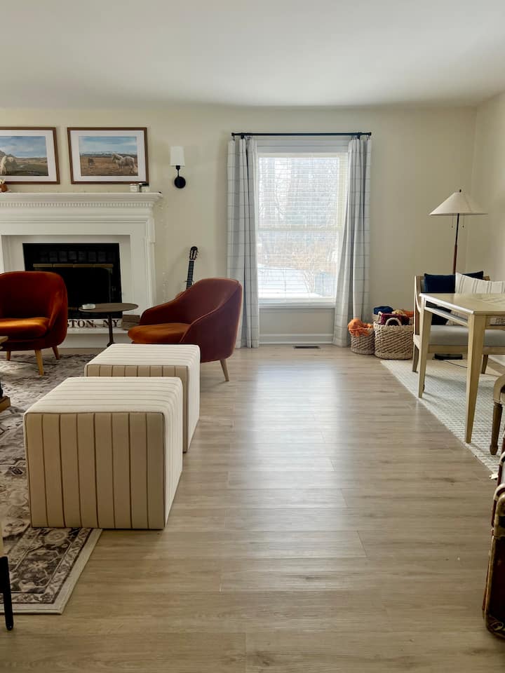 Private, Pool, Hot Tub + Close To Kingston! - Rhinebeck, NY