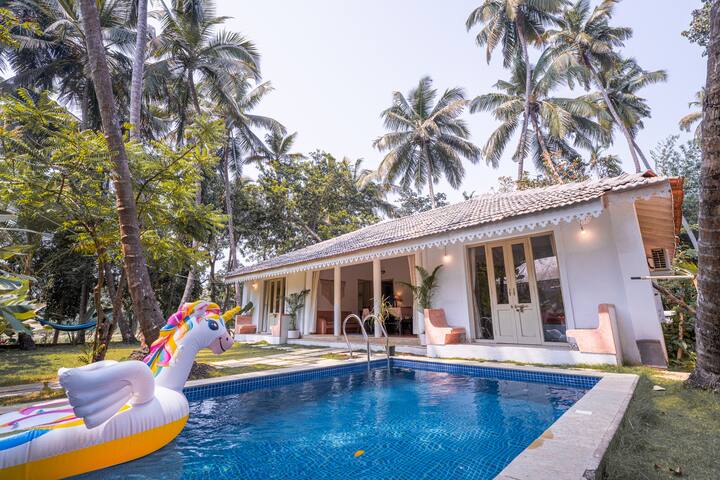Gossip:Anjuna 3Bhk Private Pool Villa:Anjuna Beach
