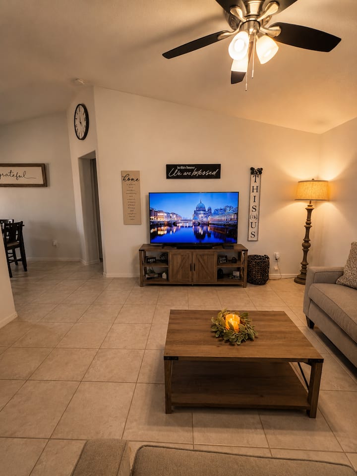 Modern Pet-friendly Foothill Home - Yuma, AZ