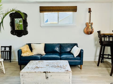 Successful Airbnb property: Moonlight Mile Studio Apt Charleston/ Folly in James Island
