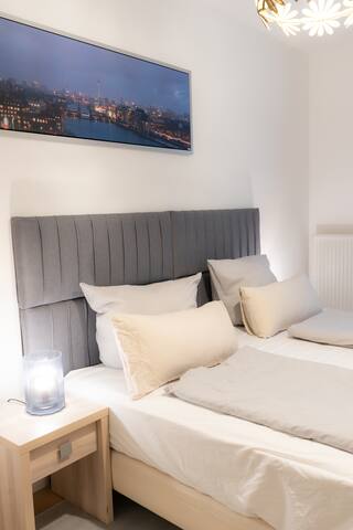 City Center Berlin Mitte 2111 “URBAN FLATS Berlin” gallery image 4