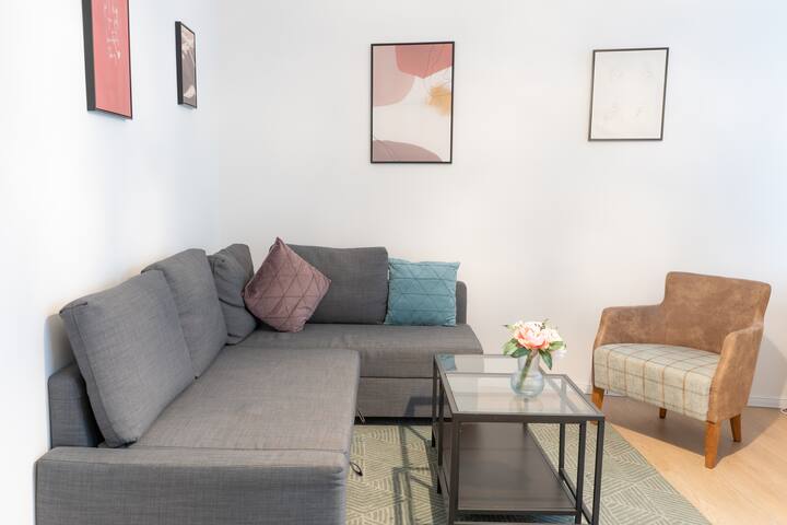 City Center Berlin Mitte 2111 “URBAN FLATS Berlin” gallery image 2