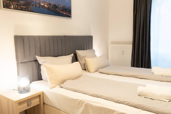 City Center Berlin Mitte 2111 “URBAN FLATS Berlin” gallery image 5