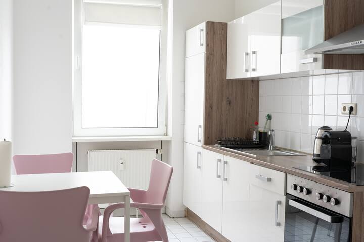 City Center Berlin Mitte 2131 “URBAN FLATS Berlin” gallery image 5