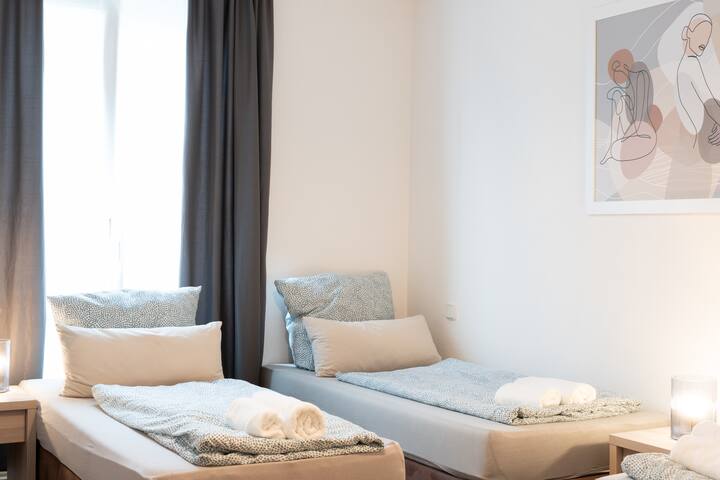 City Center Berlin Mitte 2131 “URBAN FLATS Berlin” gallery image 3