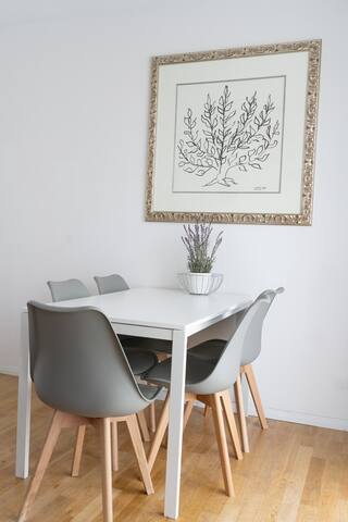 City Center Berlin Mitte 2132 “URBAN FLATS Berlin” gallery image 4